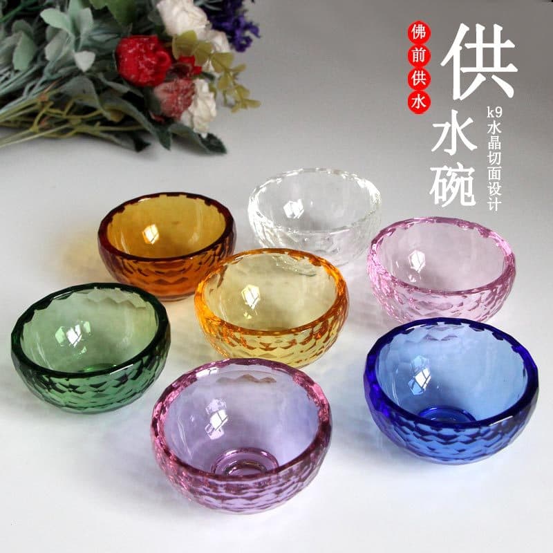 Crystal bowl water cup ornaments, holy water cups, complete set with butter lamp, seven-color eight-offering glass Buddhist ritual vessels.