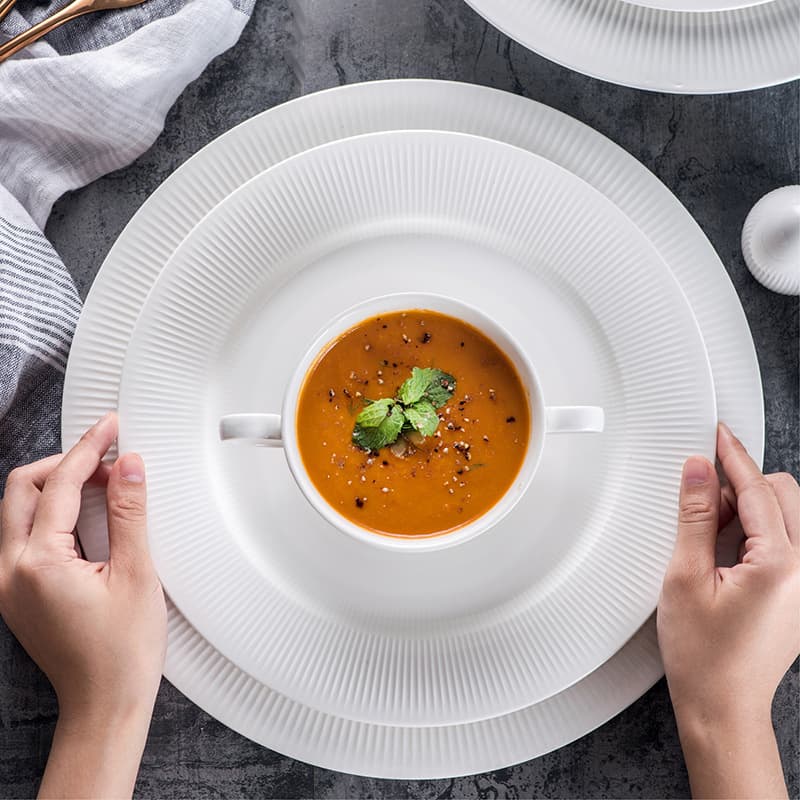 Custom logo Nordic style creative white ceramic bowls, plates, and tableware set for home use, minimalist INS Western dining plates