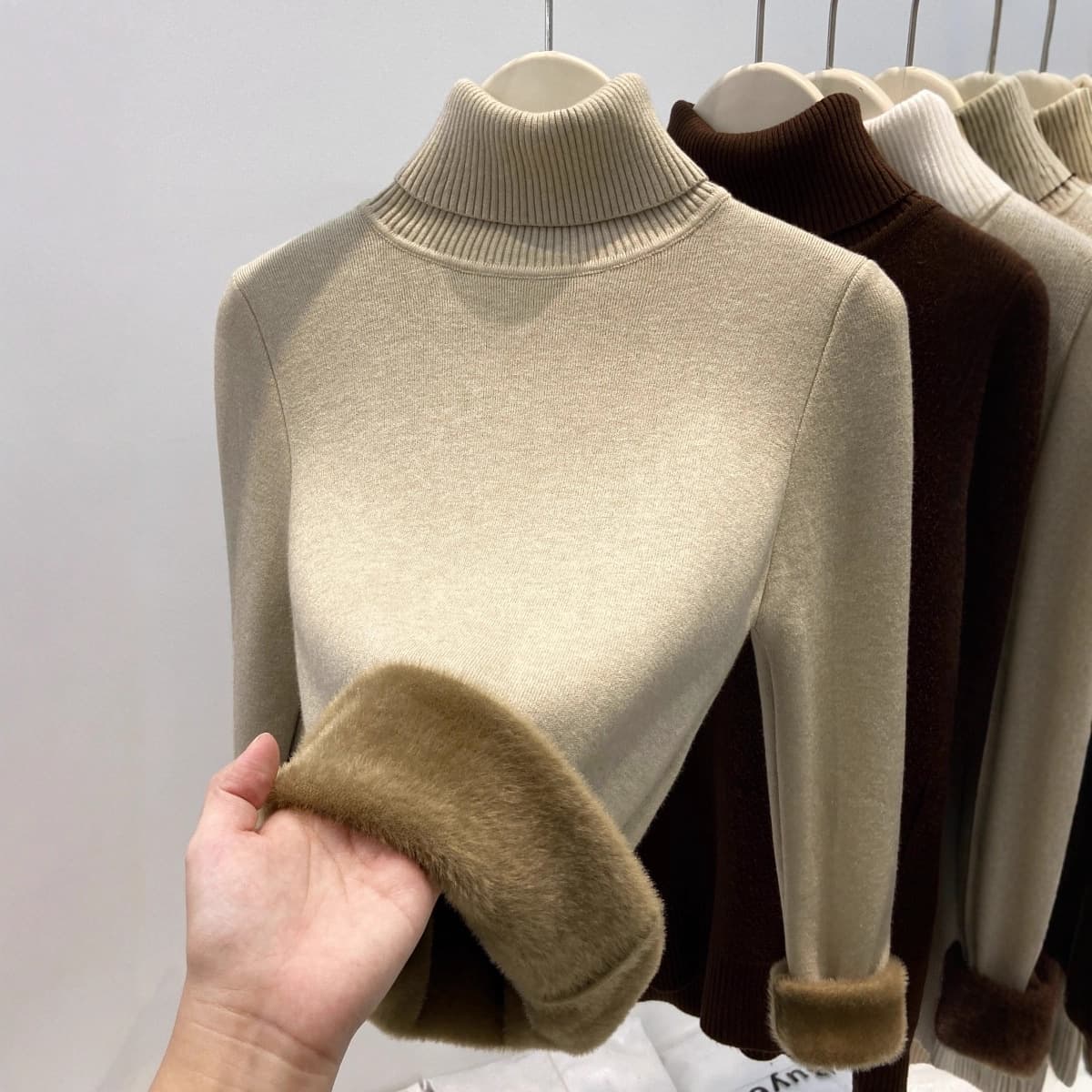2026 Autumn/Winter New Half High Neck Fleece-Lined Sweater Base Layer for Women, Integrated Fleece, Thick Warm Slim-Fit Knit Top