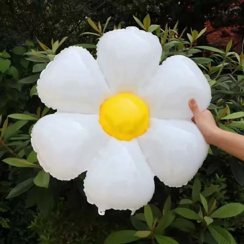 New Ins-style Plumeria Six-Petal White Daisy Balloons in Large, Medium, and Small Sizes for Party Decoration and Atmosphere