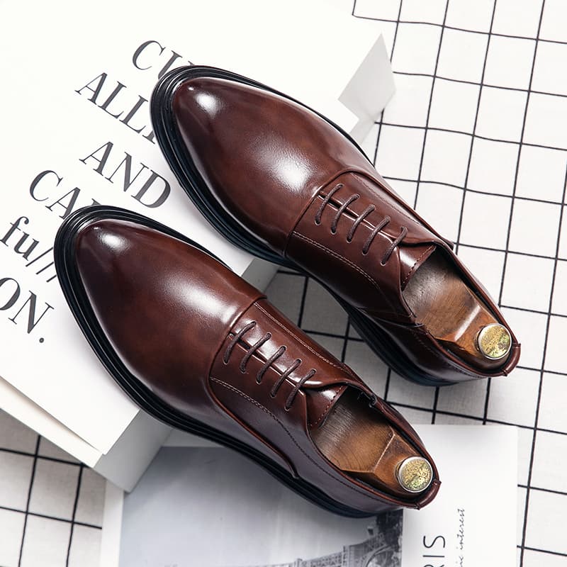 Men's Casual Leather Shoes British Pointed Toe Business Formal Work Wedding Nightclub Stylist Black Korean Style