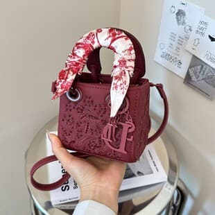 2026 Cross-border New Silk Scarf Handbag Niche Light Luxury Versatile Heavy-Duty Floral Embroidery Shoulder Crossbody Lady Dior Bag