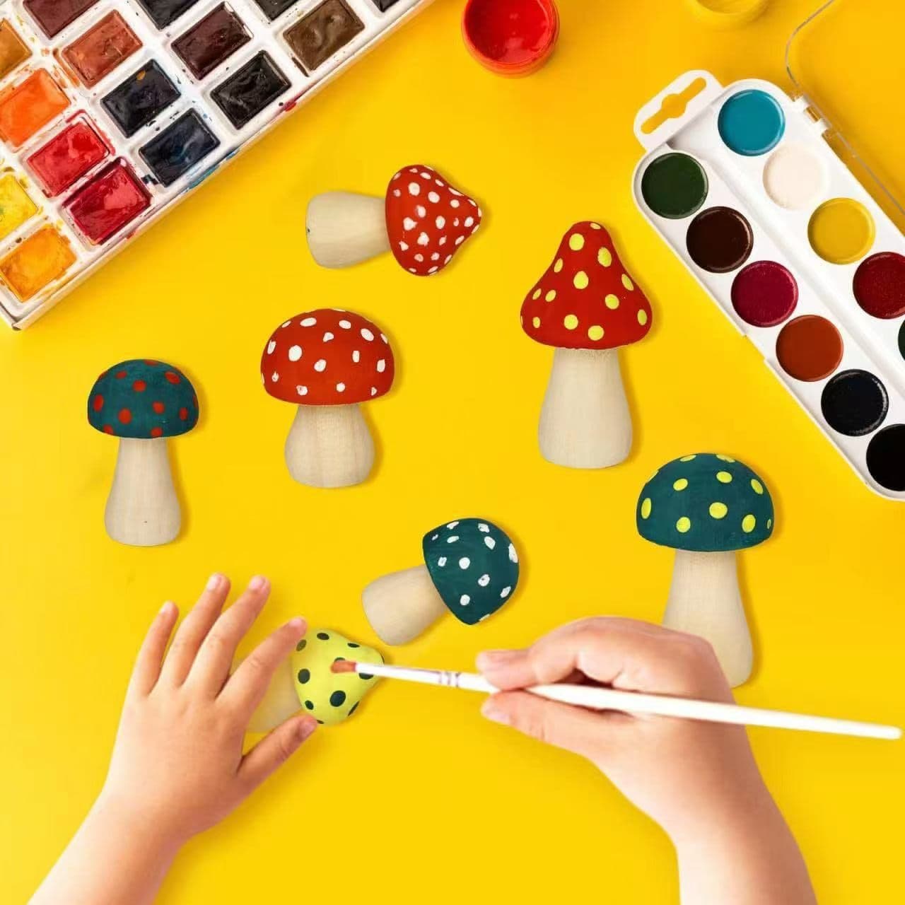 Creative Hand-Painted Wooden Mushroom Early Education Painting Wood Mushroom Doodle Tools Kindergarten DIY Hand-Painting Materials