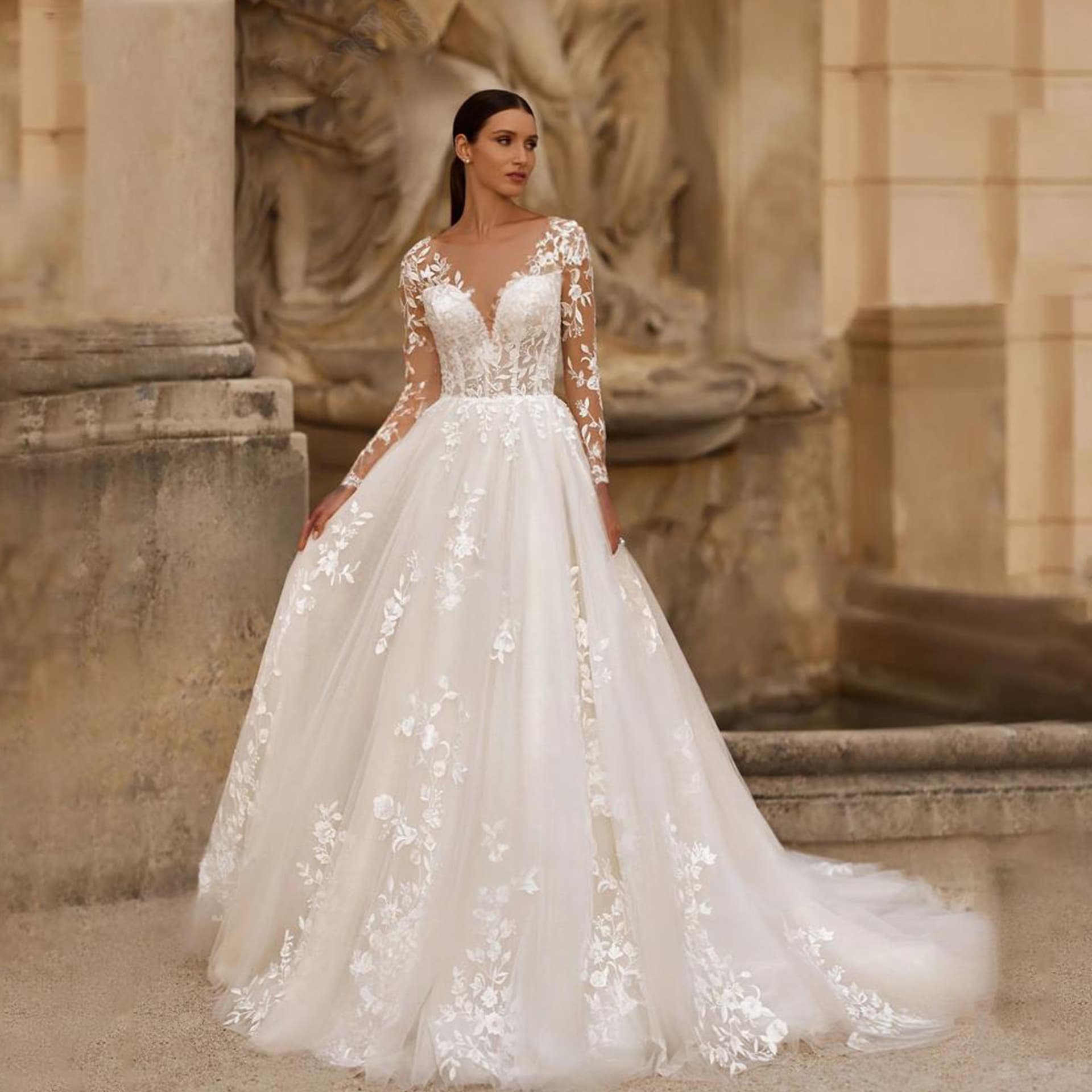 Cross-Border European and American Tail Wedding Dress Design, Slim-Fitting Bride, Light Luxury Wedding Dress, Outdoor Wedding Dress, Fairy Wedding Dress