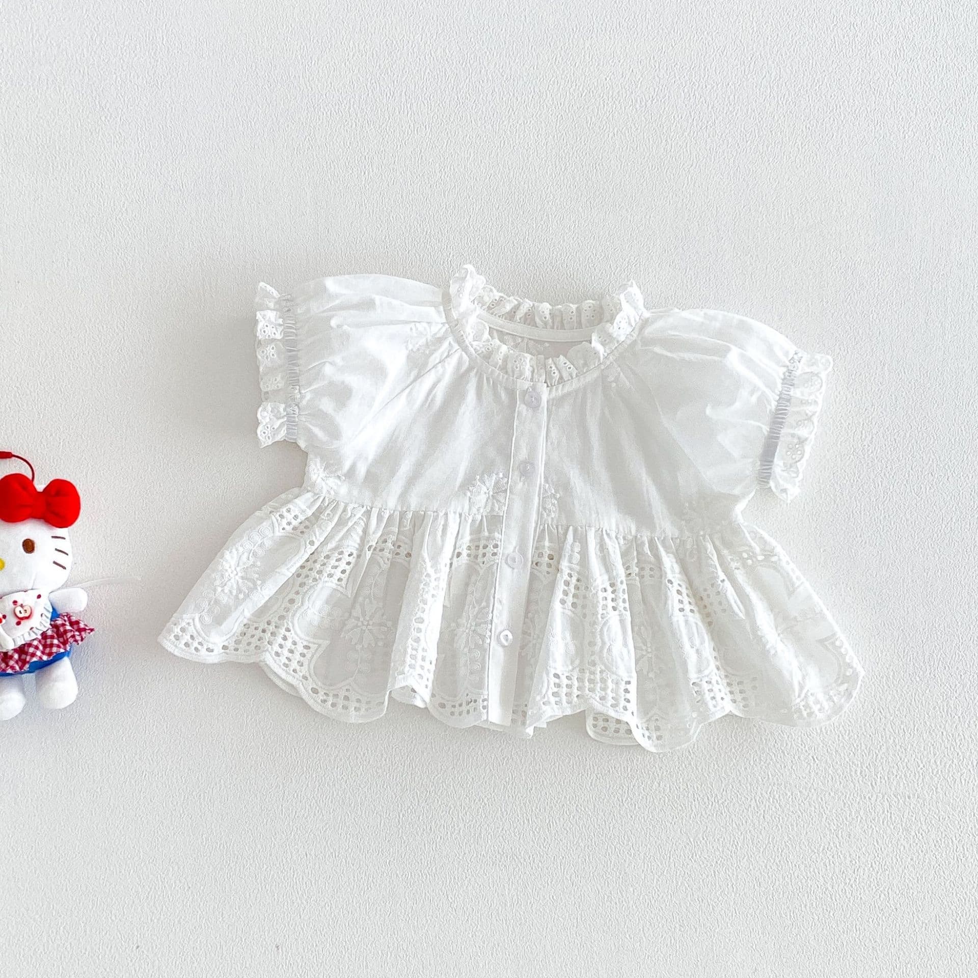 Girls Jacquard Baby Doll Blouse 2026 New Style Korean Cute Hollow Out Solid Color Shirt Children's Designer Shirt
