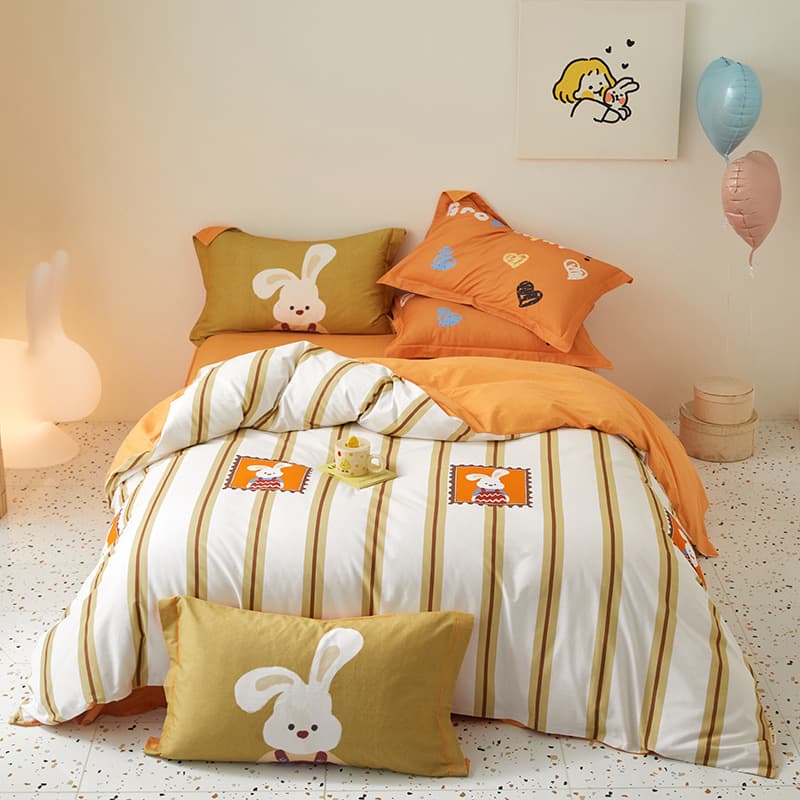 Cartoon Children's 100% Cotton Brushed Four-Piece Set, Boys and Girls Fitted Sheet Style, Student Dorm Bed Three-Piece Set