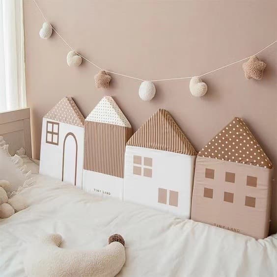 Baby Crash-Proof House-Shaped Bed Rail, Ultra-Soft Baby Velvet Crib Bumper, Children's Room Cartoon Decoration