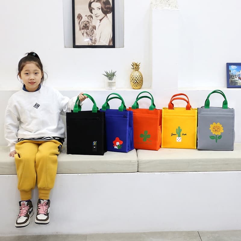 Children's canvas tutoring bag, thickened three-dimensional file bag, tutoring bag, kindergarten primary school student handbag, logo printed