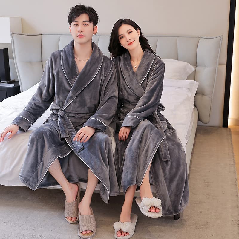 Women's Thickened Coral Fleece Bathrobe Men's Style Couple's Sleepwear Warm Bathrobe Autumn/Winter Season Luxury Morning Robe