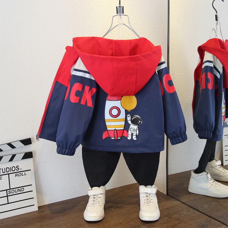 Children's outerwear, spring and autumn, new style, boys' thin jacket, zip-up sweater, outdoor windbreaker for medium and large children.