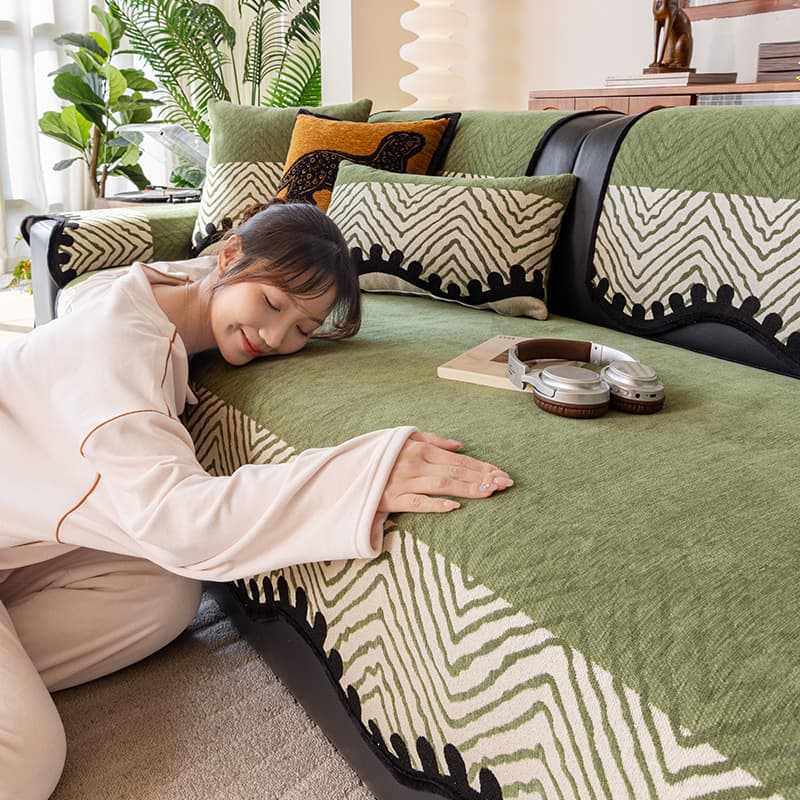 Chenille Sofa Towel, New Model, Suitable for All Seasons, Non-Slip, High-End Sofa Cushion with Special-Shaped Herringbone Pattern