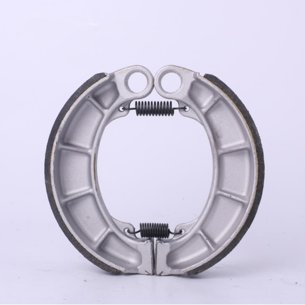 Suitable for Honda Steed 400 Steed 95-97, Shadu 600 Front Brake and Rear Drum Brake Pads Pad516