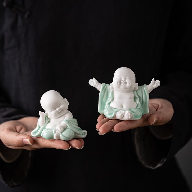 Creative New Chinese-style Ceramic Happy Maitreya Laughing Buddha Statue Ornament for Home Living Room, Entrance, Tea Room Tabletop Decoration Gift