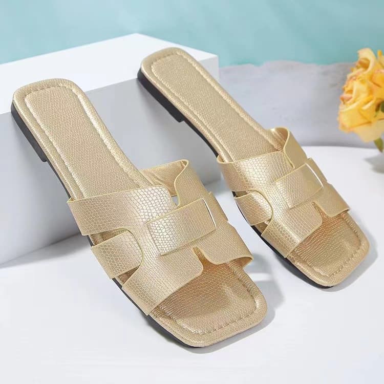 2025 New Style Export Cross-border Women's Summer Plus Size Slip-on Square Toe Beach Sandals with Soft Sole, Sizes 35-42