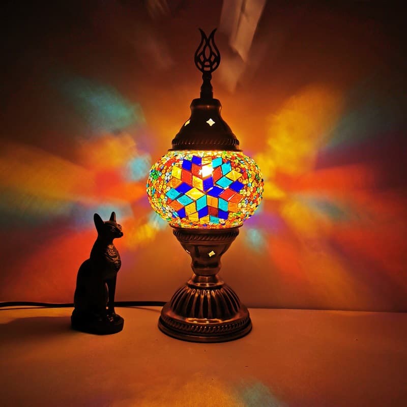 Limited edition Turkish retro romantic small table lamp for bedroom, study, cafe, restaurant, hotel, homestay decor
