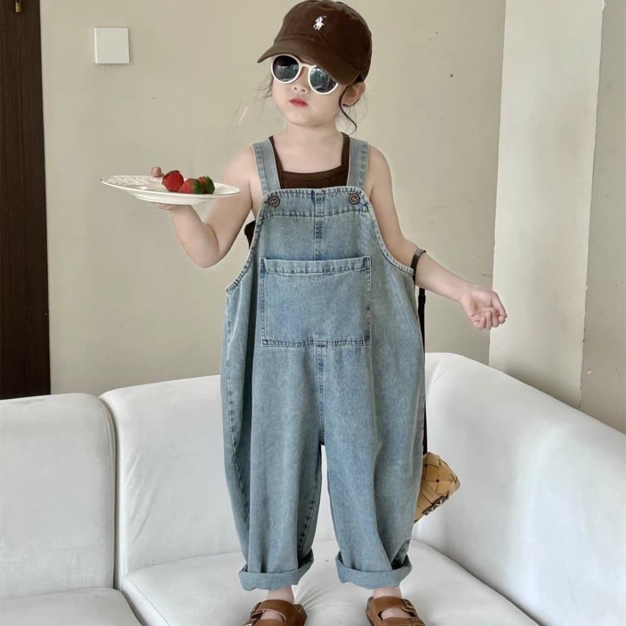 Children's denim overalls for girls, spring and autumn simple overalls, children's Korean style pocket casual pants, boys' loose pants