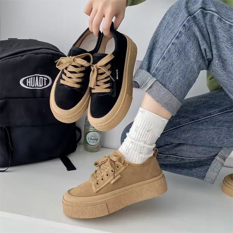 Ins Trendy Sneakers for Women 2026 Spring New Retro Round-Toe Thick-Soled Casual Shoes Trendy Brand Student Casual Sports Shoes
