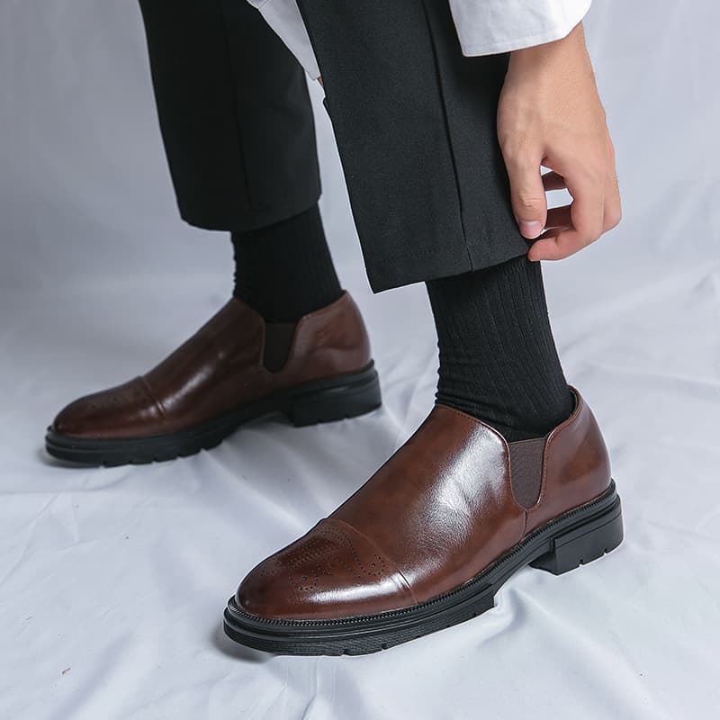 Four-Season Youth Low-Top Business Leather Shoes Cross-Border Large Size Brogue Men's Slip-On Formal Dress Shoes