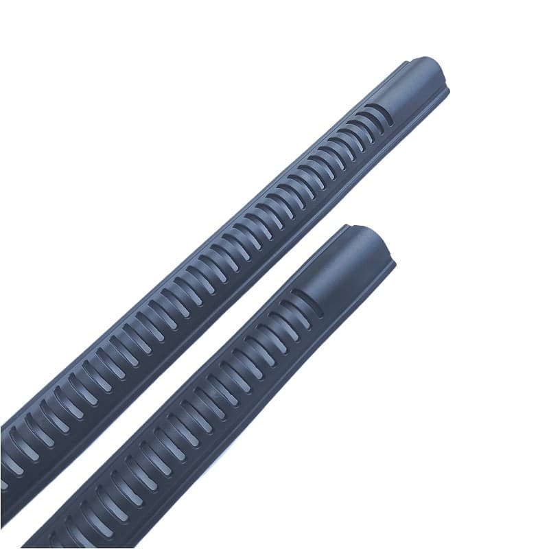 Factory direct sales of 2026 new style sewn PVC corner protectors/soft rubber base accessories for bags and luggage.