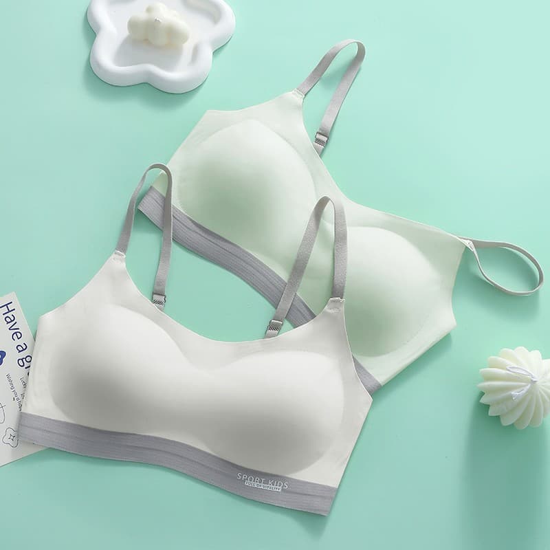 TikTok Hot Product: Seamless Thin Breathable Teen Bra for Girls Aged 12-18, Summer Vest Style