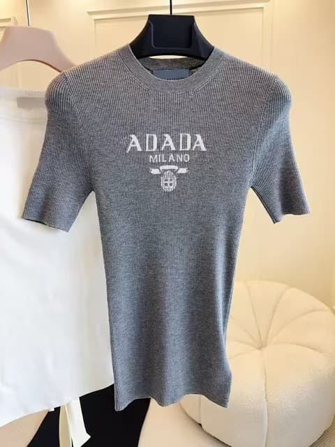 2026 New Logo Letter Embroidery Casual Short-Sleeve Knit Top White Tower Ins Slim-Fit T-Shirt for Women