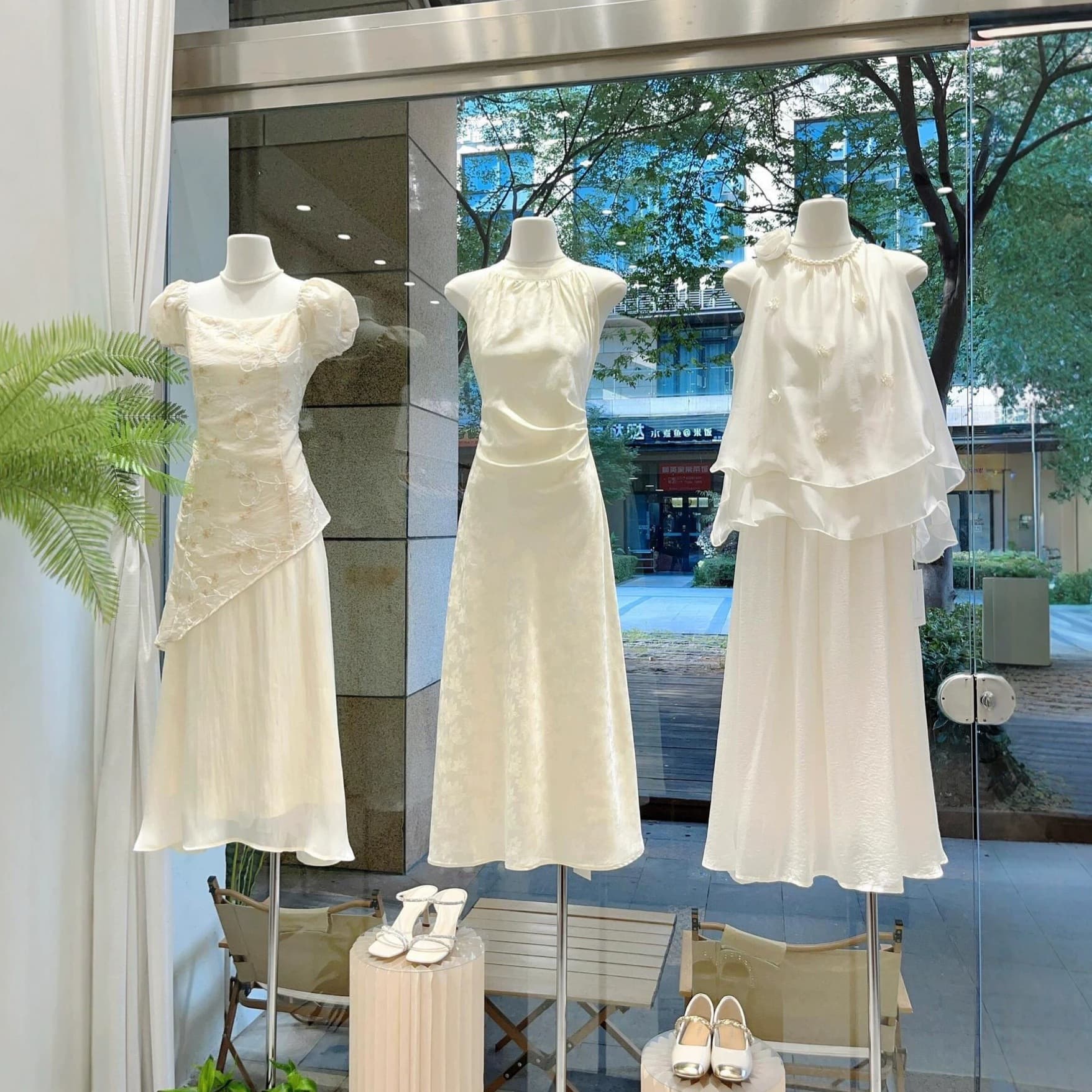 2026 Summer New Women's Tops, Skirts, Pants, and Mixed Styles from Original Designer Brands, Off-Shelf Women's Clothing Wholesale