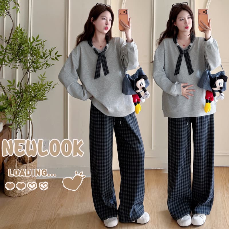 In stock maternity spring suit 2026 new bag V-neck top maternity sweatshirt + plaid pants maternity suit