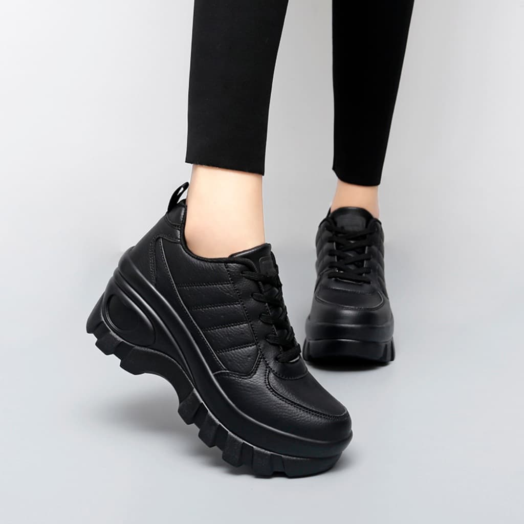 2024 Autumn/Winter New Women's Leather Shoes with Thick Soles and 8cm Heels Anti-Slip Casual Shoes for Outdoor and Indoor Wear
