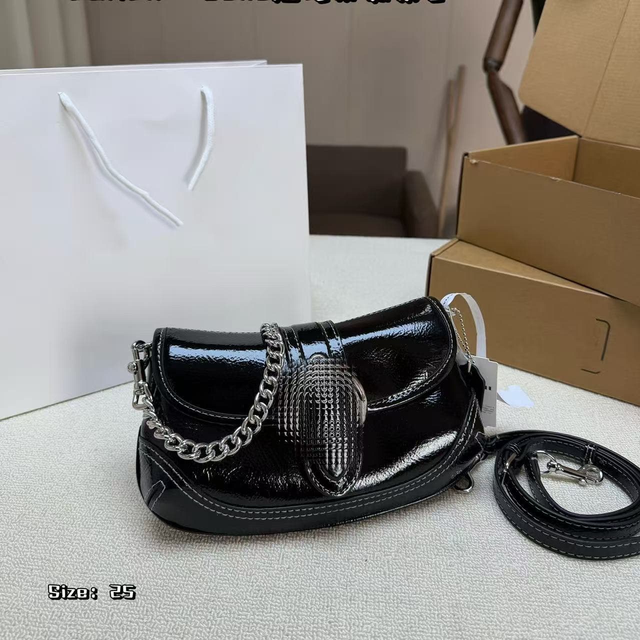 C Jianiu patent leather chain bag is simple, retro and versatile moon bag, trendy and versatile cross-body high-end shoulder bag