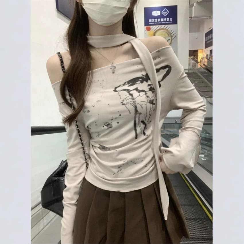Y2K Hot Girl Off-Shoulder Long Sleeve T-Shirt for Women, 2026 Fall/Winter Slimming Butterfly Print Off-Shoulder Base Layer Top