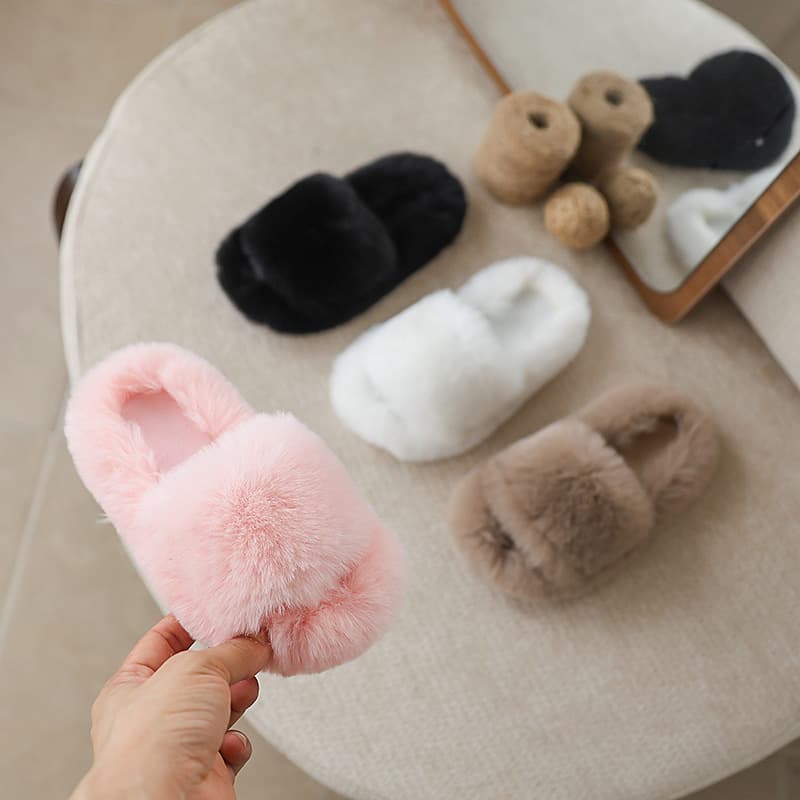 New Plush Children's Slippers 2025 Cross-Border Autumn/Winter Simple Outdoor Anti-Slip Thickened Warm Baby Cotton Slippers