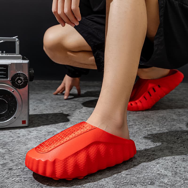 Minimalist design thick-soled couple slippers for men and women, waterproof and wear-resistant soft-soled bathroom slippers, comfortable and silent lazy slippers