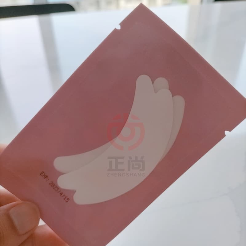 Hydrogel false eyelashes, eyelash extensions, lash protectors, lower lash extensions, eyelash grafting, eyelash extension shop wholesale.