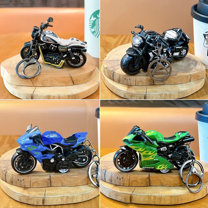 Cool Friction-Powered Motorcycle Keychain, Trendy Motorcycle Pendant, Student Backpack Charm, Creative Car Key Chain