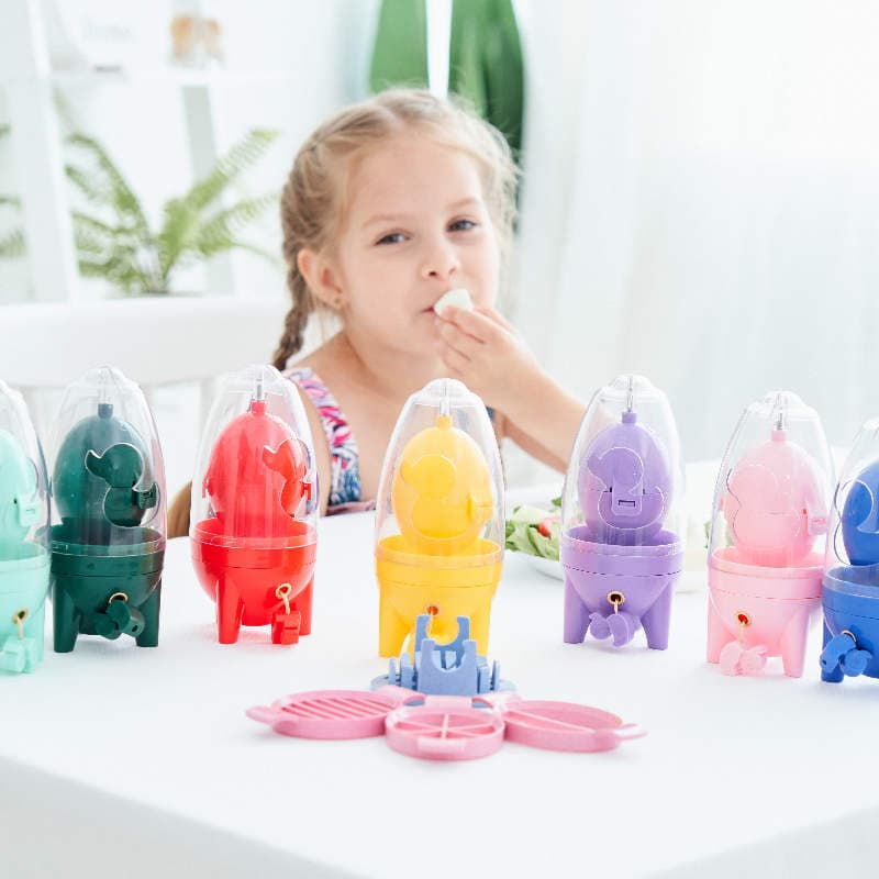 Popular online kitchen egg shaker/manual egg mixer/shaker