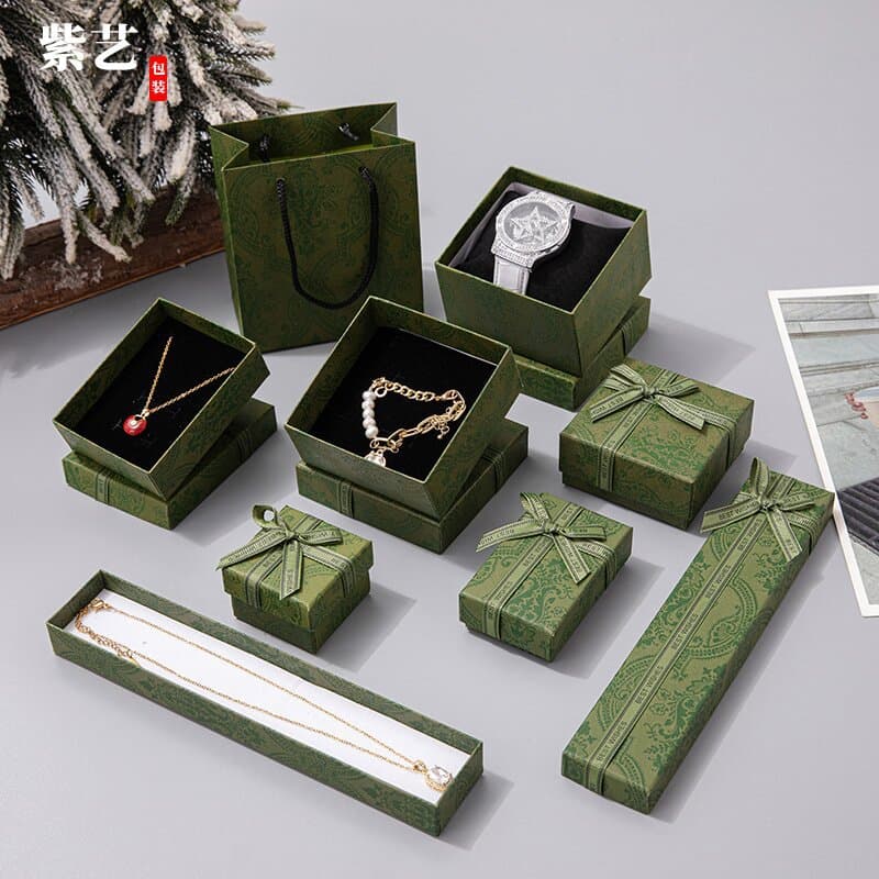 Vintage Green Forest-Style Jewelry Box Light Luxury Minimalist Jewelry Packaging Box Gucci Green Ring Necklace Box In Stock Wholesale