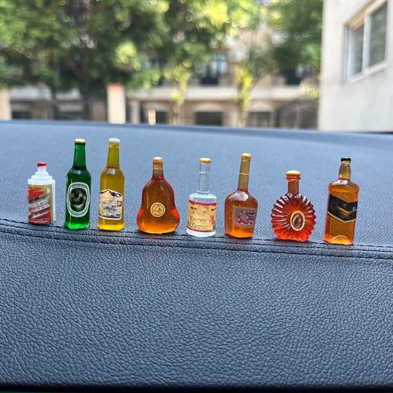 Healing small wine bottle car ornaments car center console large screen rearview mirror electric car tabletop decoration supplies