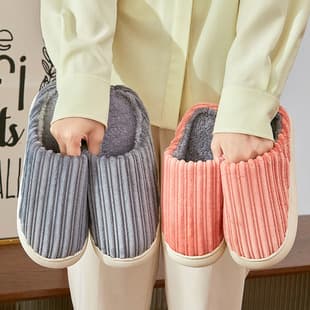 Cloud-like Cotton Slippers for Women, Winter Indoor Non-Slip 2025 New Style, Warm and Fashionable Plush Home Slippers for Men