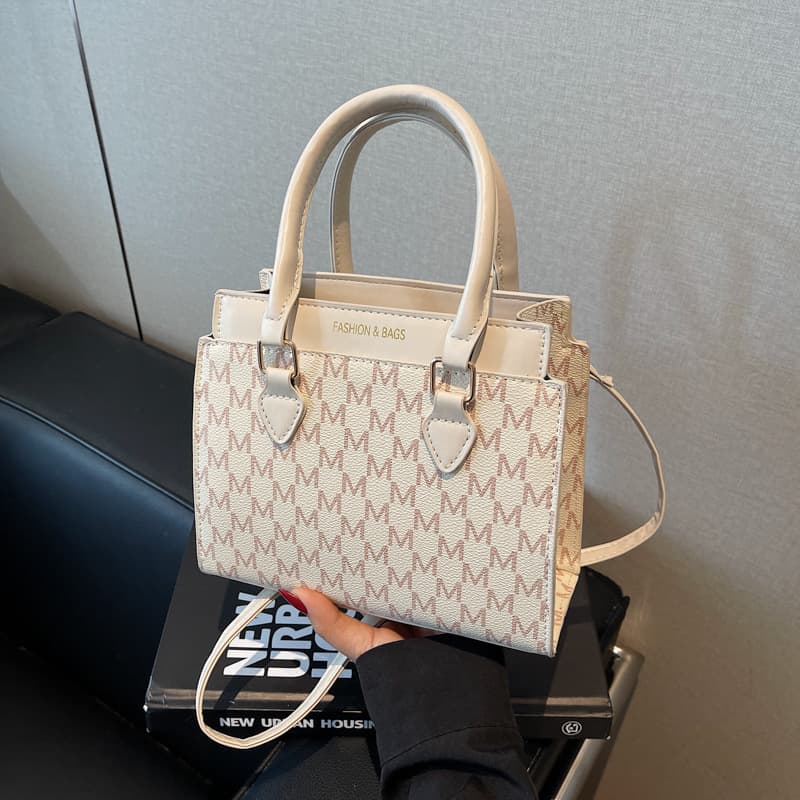 2025 New Fashion Niche Light Luxury Women's Tote Bag Shoulder Crossbody Handheld Monogram Designer Trendy Ladies Bag