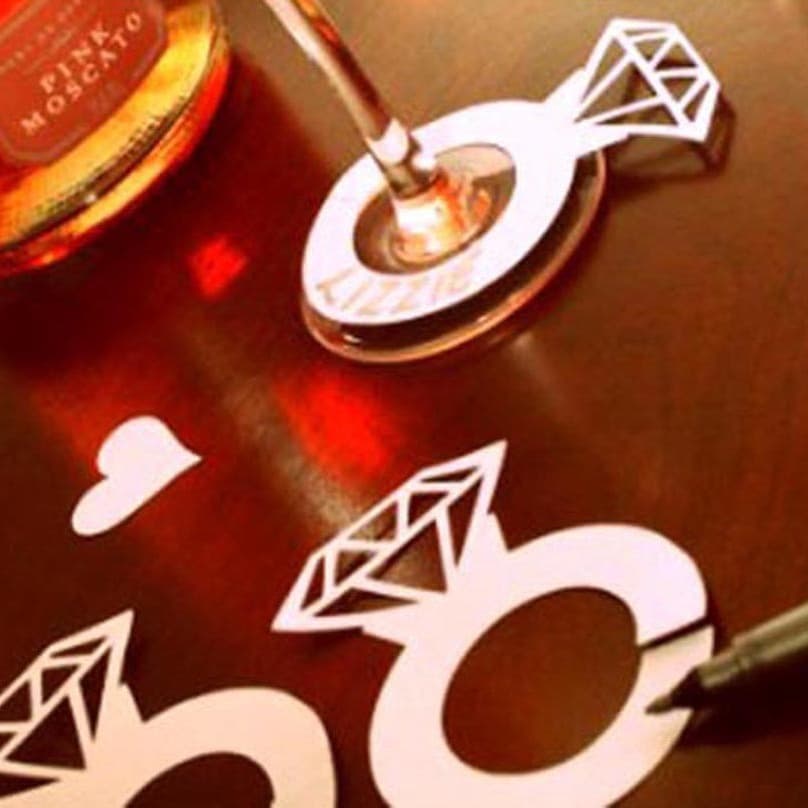 Wedding red wine decoration cup card diamond ring hollow creative handwritten place card diamond cup holder card name card