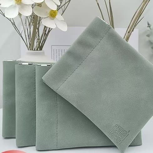 Custom Multi-Color Suede-Feel Sheepskin Snap Closure Bag for Jewelry Packaging, Bracelet and Collectible Flip-Top Bag, Best-Selling with LOGO