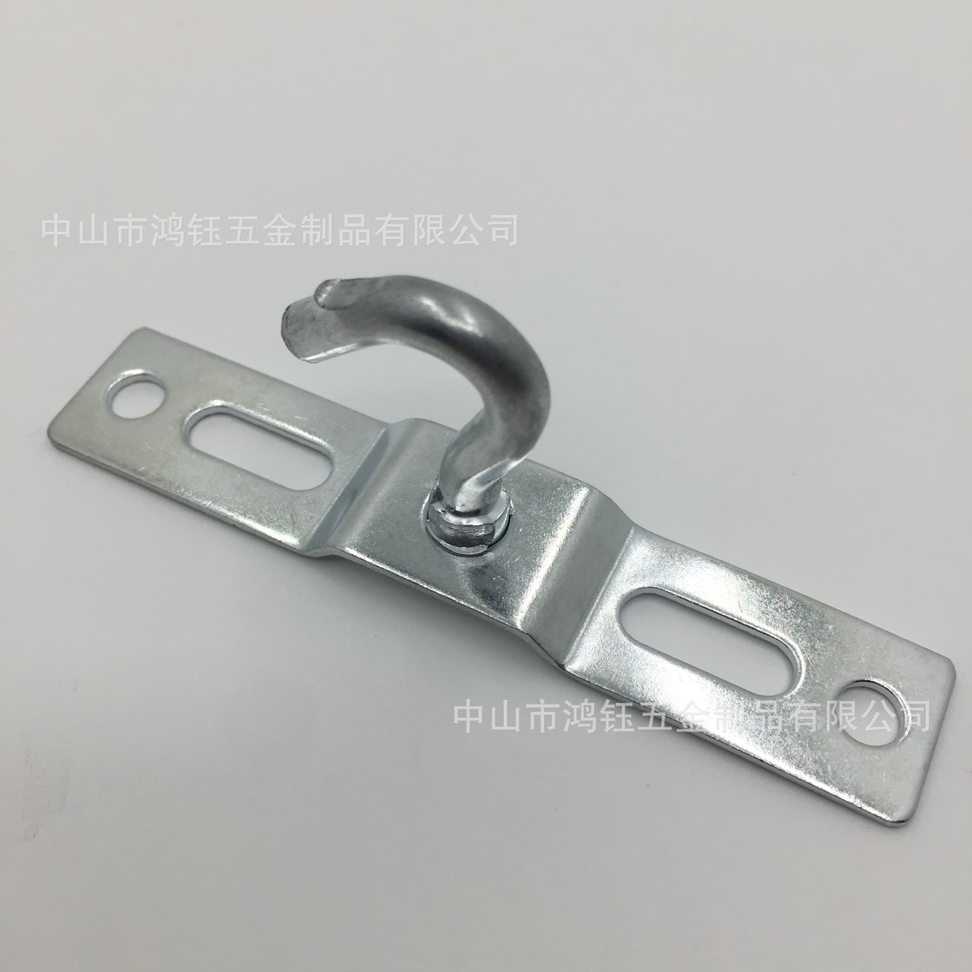 Straight and cross hooks factory direct supply, high-quality pegboard fasteners, ancient town hardware connectors 1.5/2.0 material.
