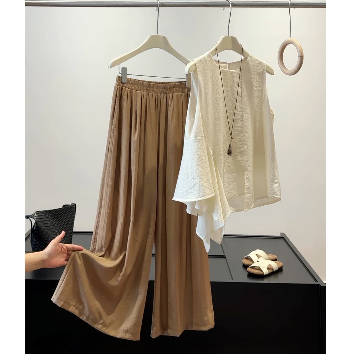 Irregular Sleeveless Vest Shirt and Wide-Leg Pants Set for Women, Summer Design, Fashionable and Relaxed Two-Piece Set