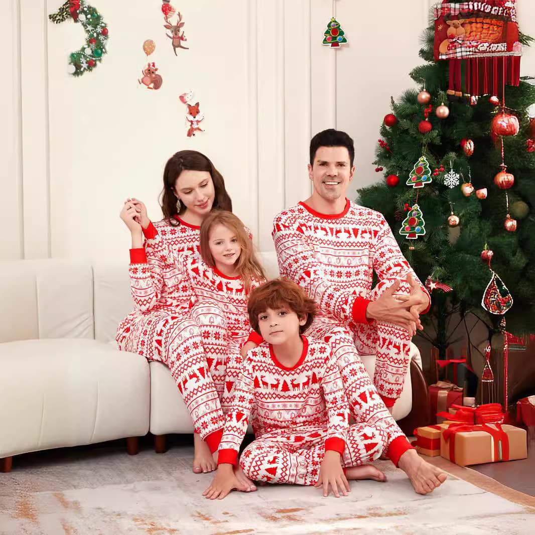 Europe & America High-Quality Full Family Christmas Matching Sets Autumn/Winter Homewear Reindeer Cartoon Round Neck Family Holiday Outfits