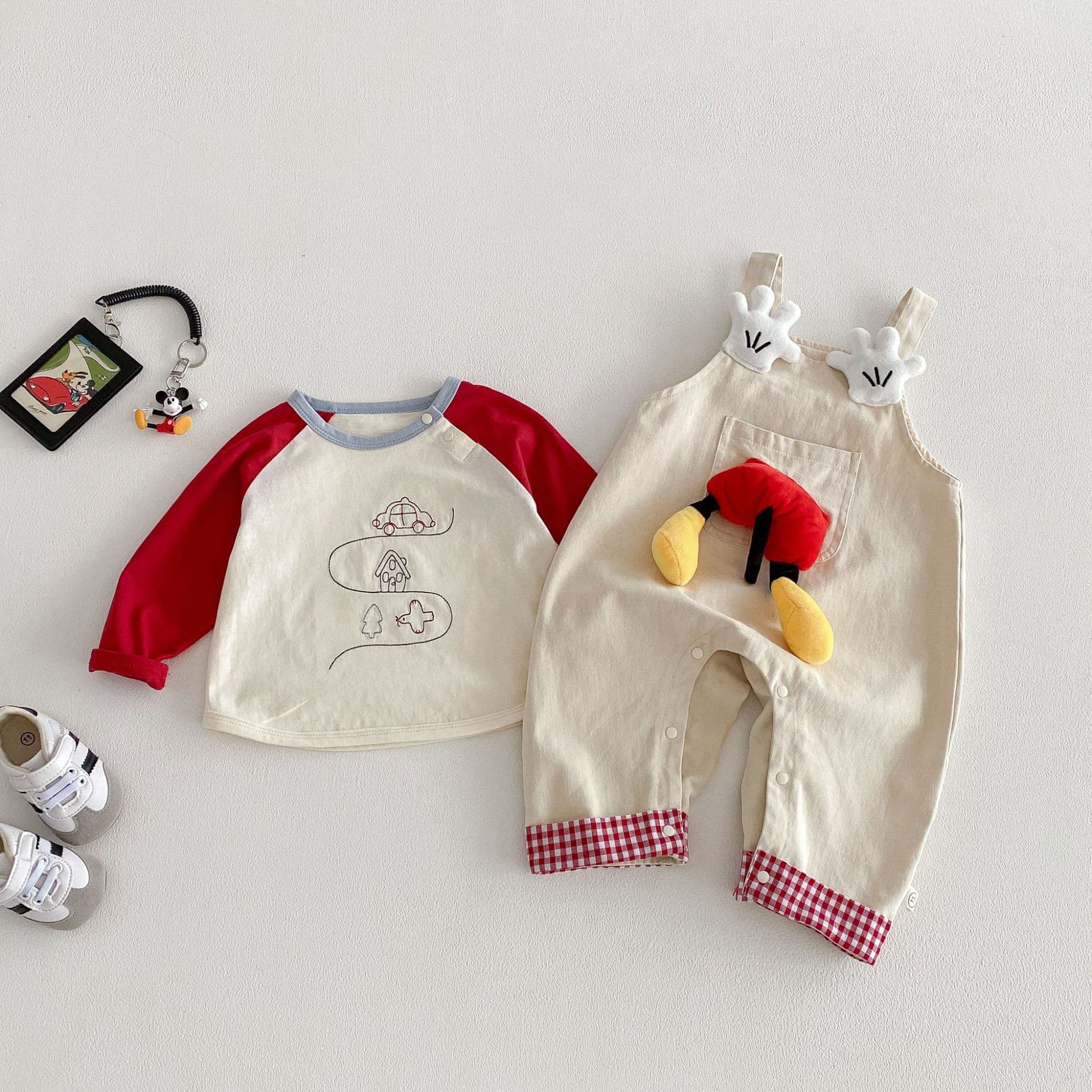 Baby super cute overalls 2026 new spring baby three-dimensional doll cartoon jumpsuit newborn clothes trendy