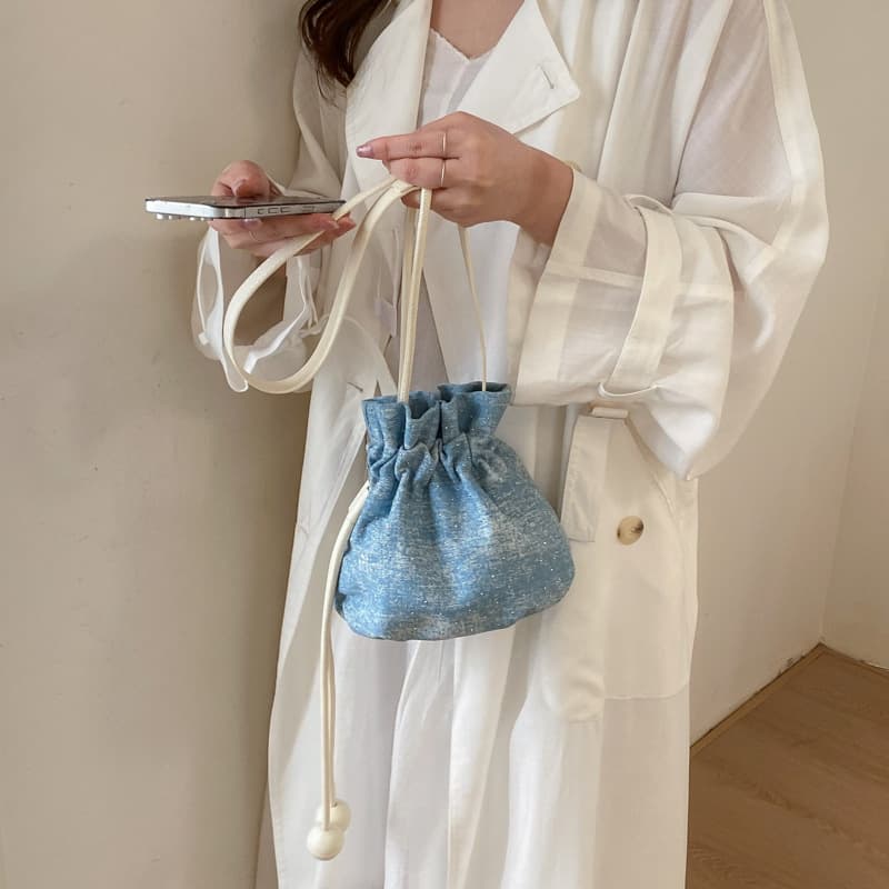 Korean style star sequin portable denim bag niche drawstring design drawstring crossbody bag commuter style shoulder bag