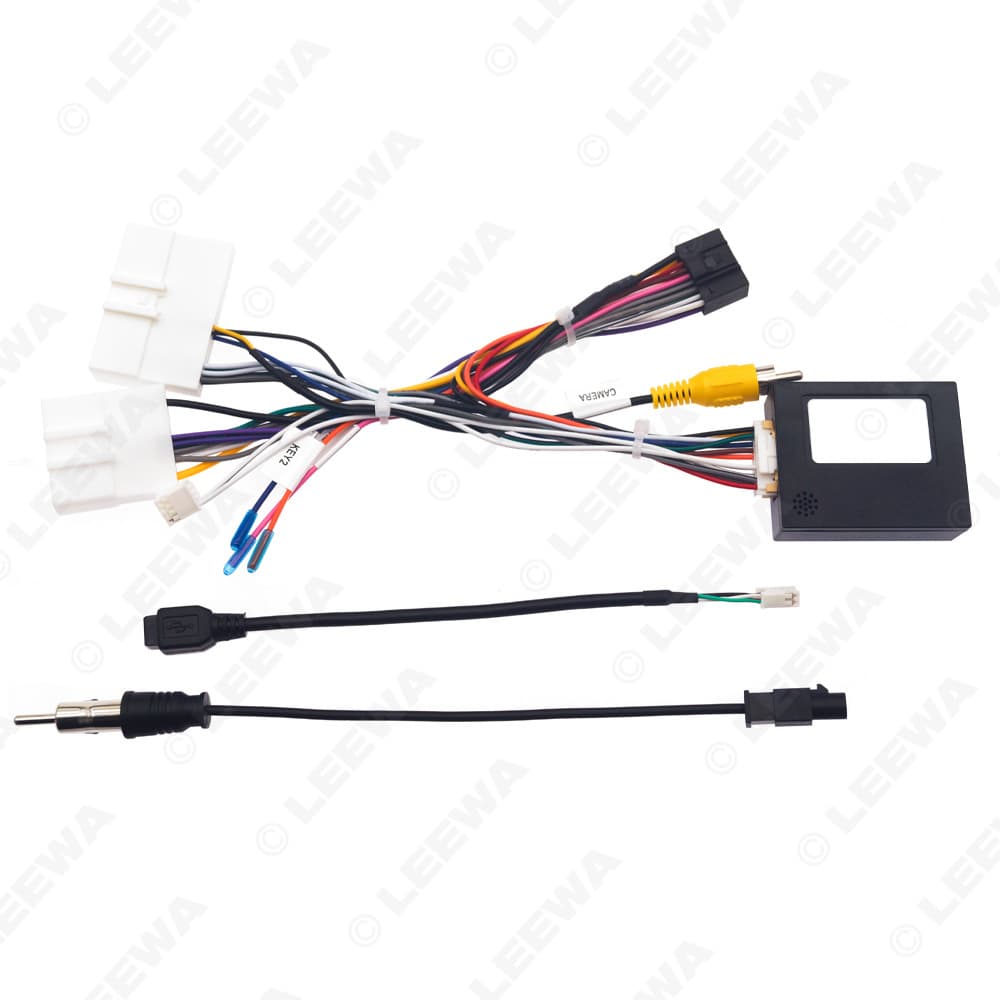Suitable for 22-24 Mitsubishi Outlander Middle East version large screen navigation modified power cord USB cable antenna protocol box