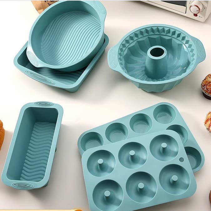 Household DIY cake mold High temperature resistant baking silicone chiffon cake toast bread baking pan mold set in stock