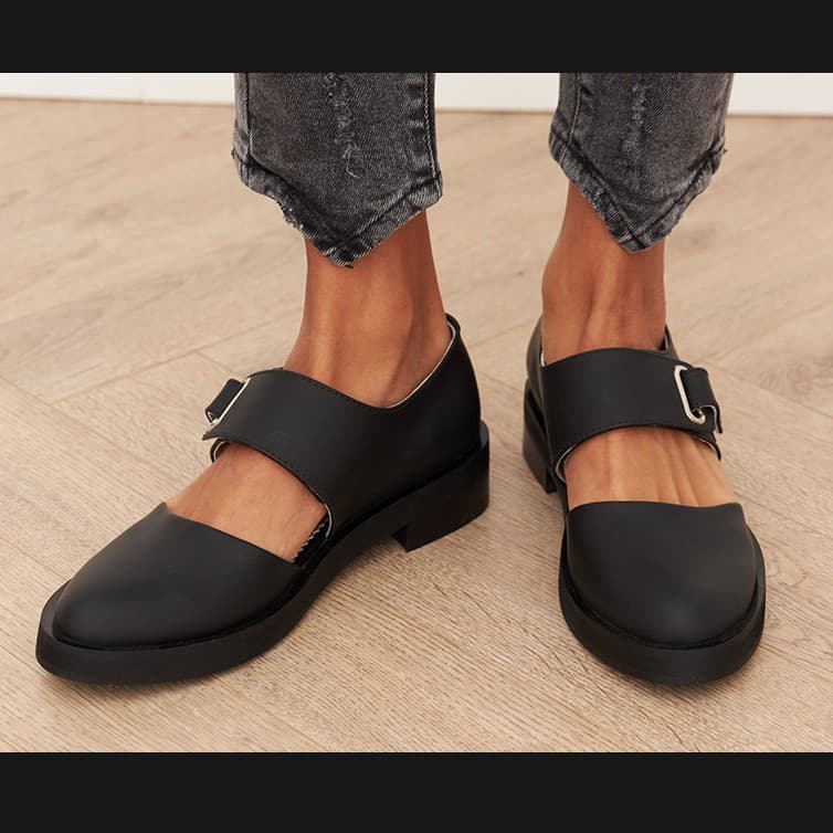 Cross-border New Arrival 2025 Spring Casual Low Heel Square Heel Round Toe Single Strap Large Size Shoes