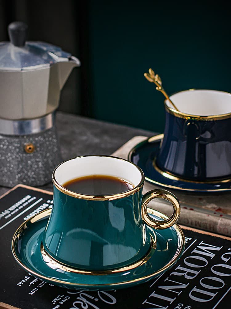 A5L European Style Small Luxury Coffee Cup Ceramic Cup Gold-Traced Floral Tea Cup and Saucer Set Minimalist with Spoon Cup Set